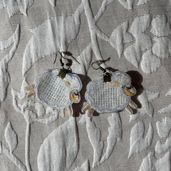 Upcycled Adorable Sheep Fish Hook Lightweight Dangle‎ Earrings Kawaii Cute - Picture 5 of 7